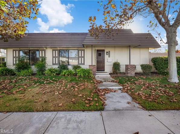9658 Bloomfield Ave, Cypress, CA 90630
