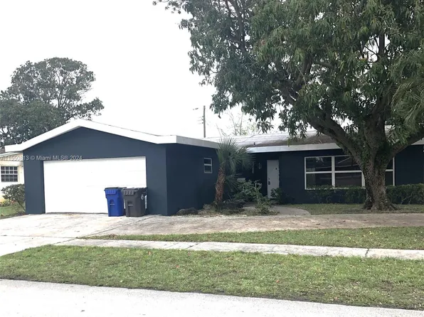 2300 NW 38th Ter, Lauderdale Lakes, FL 33311