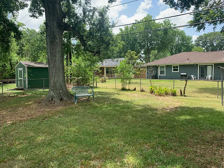 6310 Belarbor St — Photo 48
