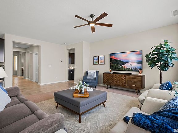 3rd image of 2290 Isabella Ct