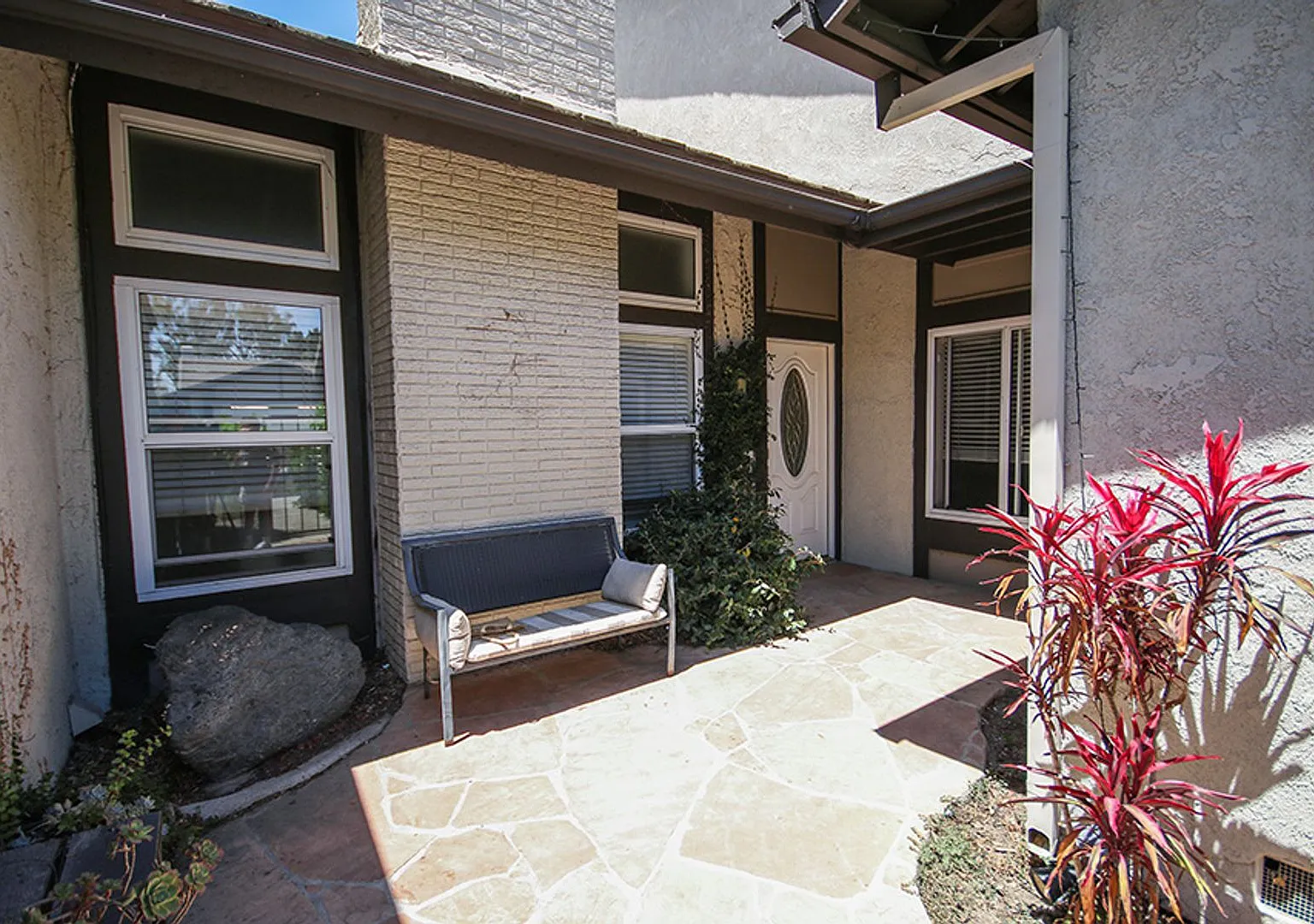 A Gem in Emerald Glen! — Photo 3