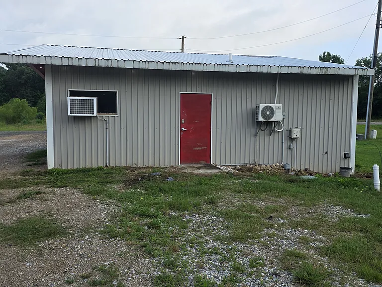 9093 State Highway 154 W — Photo 4