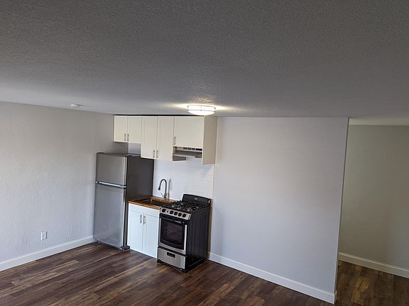 2nd image of 205 Oskaloosa St #10811229