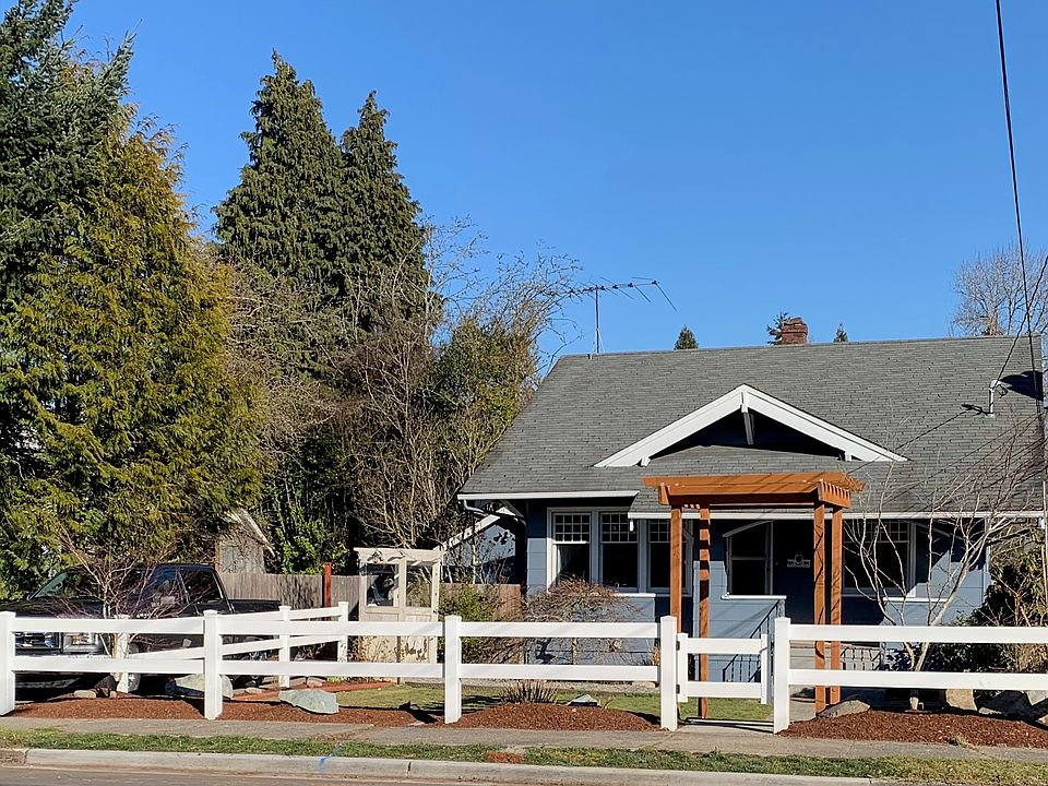 1st image of 8009 S Park Ave