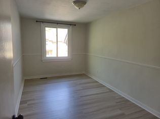 117 Inland View Dr, Newport News, VA 23603