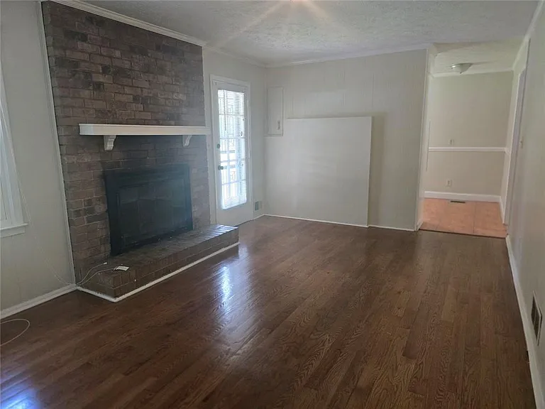 5734 Lanny Ln — Photo 3