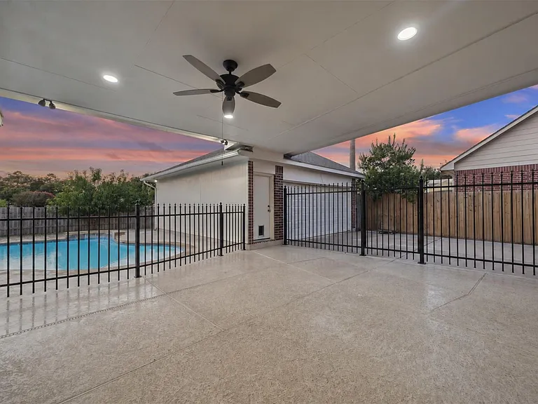 3214 Trotwood Ln — Photo 30