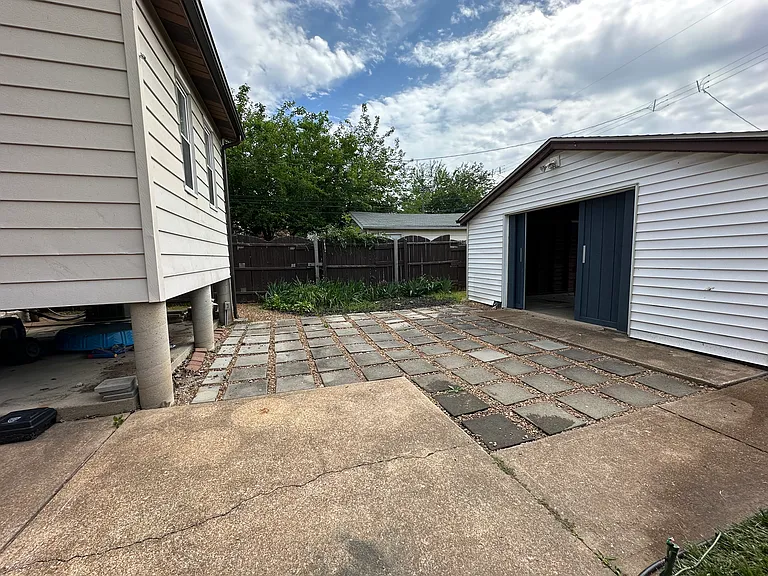 5828 Goener Ave — Photo 29