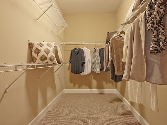 2nd image of 12015 Zircon Ln Unit 300