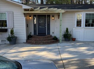 201 SW Maynard Rd, Cary, NC 27511