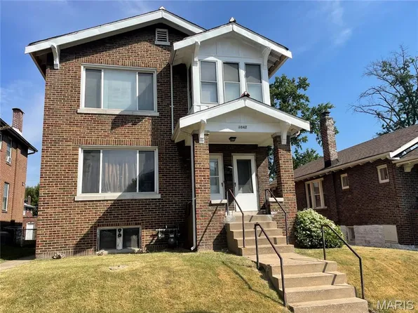 1047 Veronica Ave, Saint Louis, MO 63147
