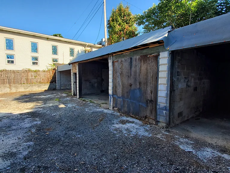 1160 Homestead St #1 — Photo 17