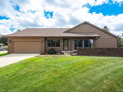 8341 Clay Ct, Sterling Heights, MI, 48313