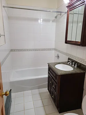 Rented by Georgine Podhorsky, LREB | media 7