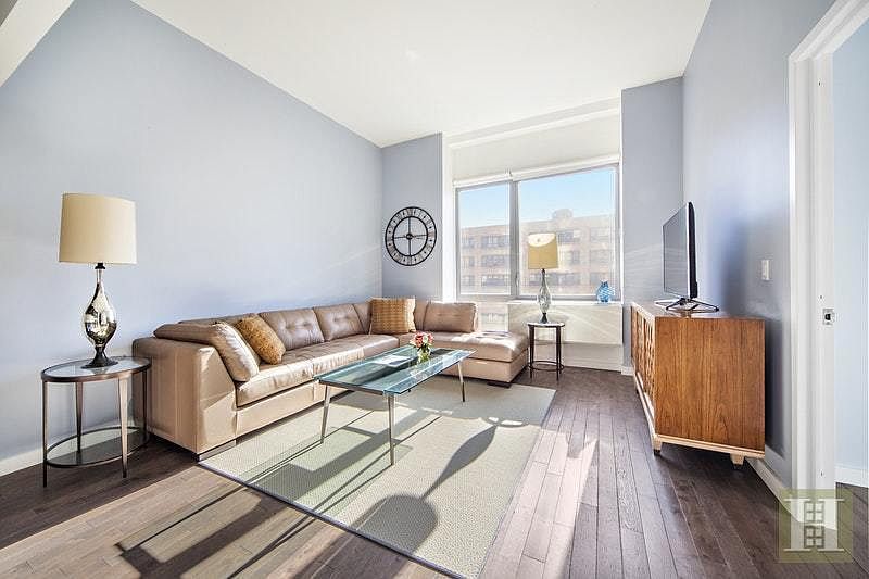 1st image of 321 Cathedral Pkwy #5C