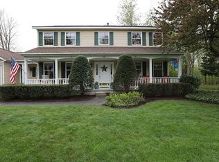 100 Old Orchard Ln, Malta, NY 12020