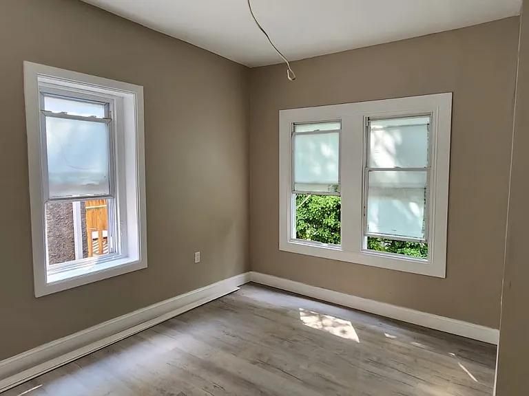 18 N Saint Bernard St #1 — Photo 3