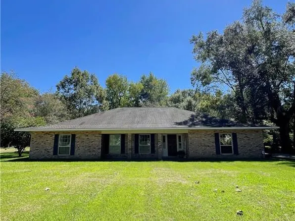 426 Highway 1192, Marksville, LA 71351