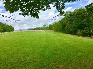 722 Shumate Rd, Bozoo, WV 24739