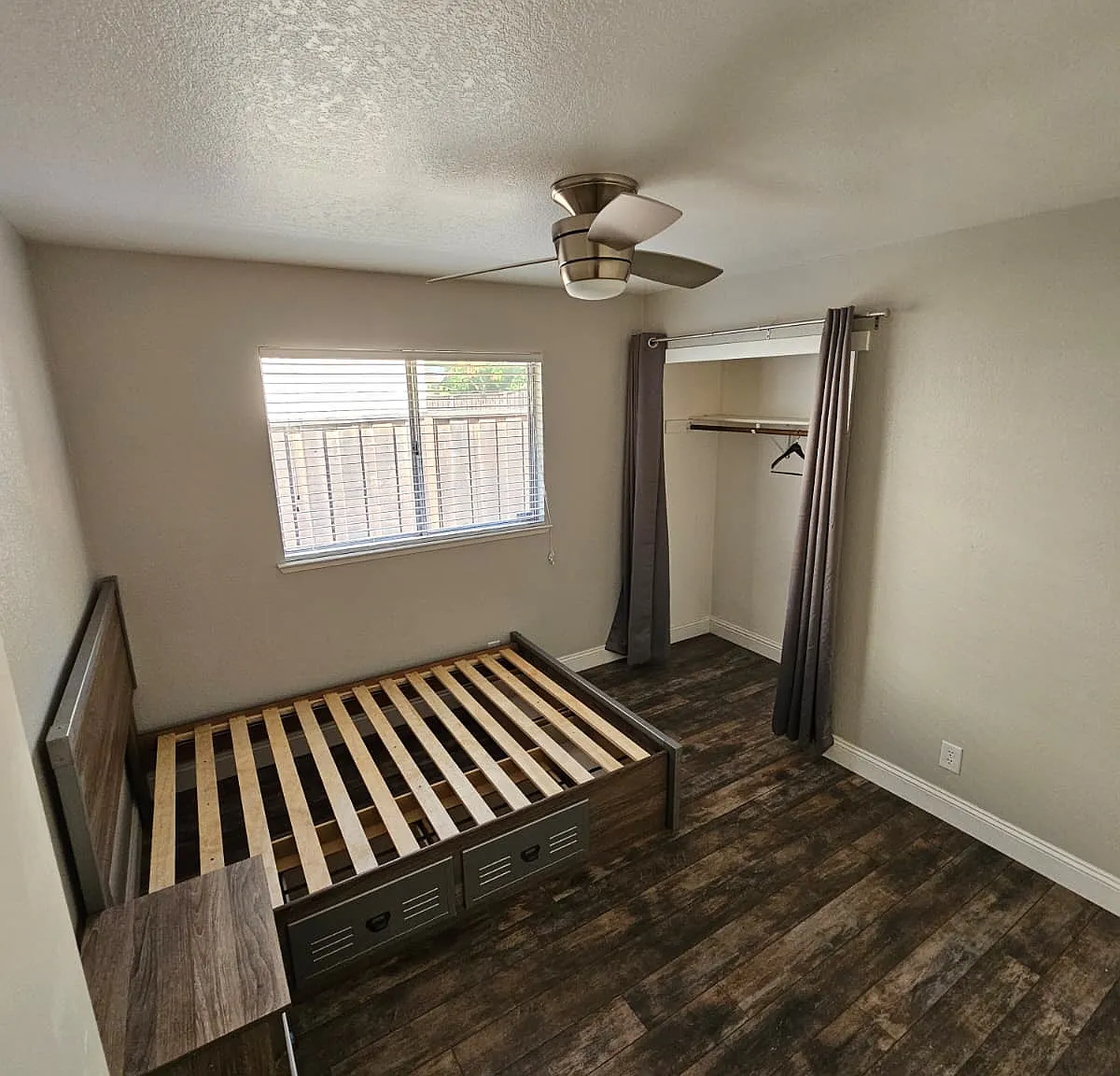 1 bed, 1775 sqft, $700 — Photo 2