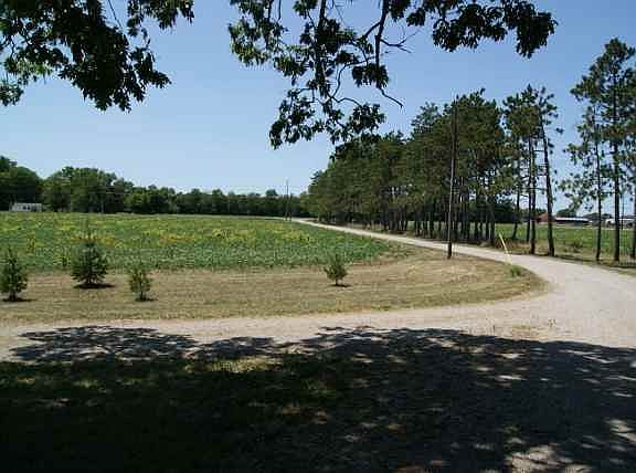 4th image of 2240 N Us Highway 35