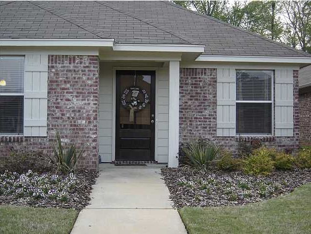 1st image of 114 Blackstone Cir
