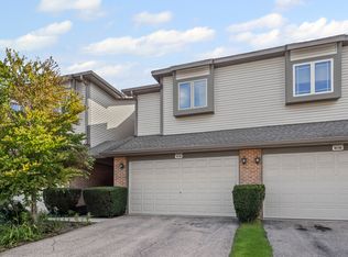1016 Arbor Ct, Mount Prospect, IL 60056