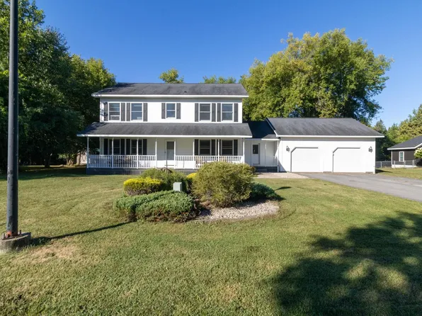 5 Canterbury Ln, Canton, NY 13617