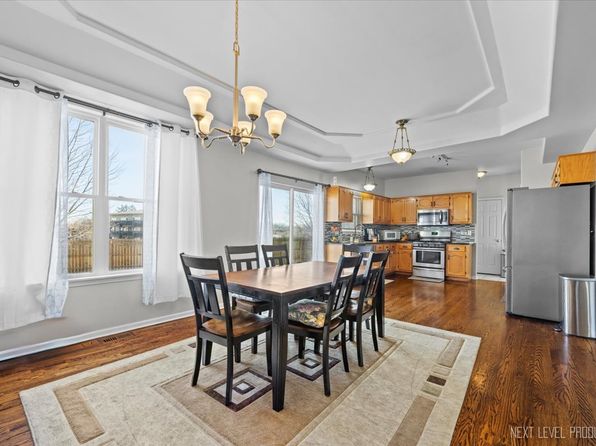 aurora-illinois-67097210 picture