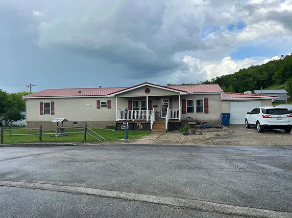 640 Broadway St, West Liberty, KY 41472