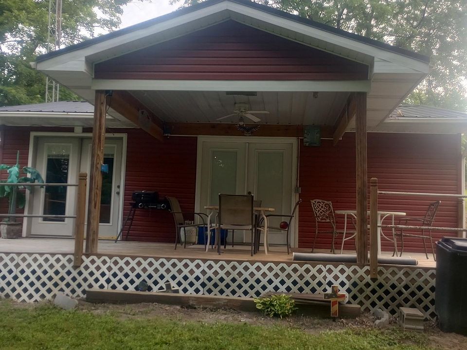1st image of 2516 4th St