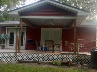 2516 4th St, Melrose, IA 52569
