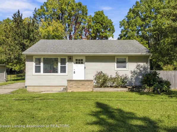 629 Louisa St, Lansing, MI 48911