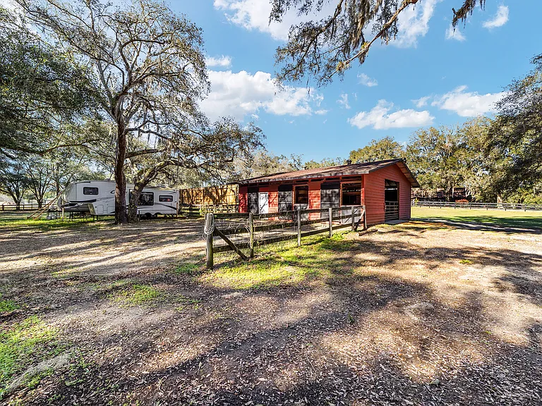 11025 SW 128th Ave — Photo 45