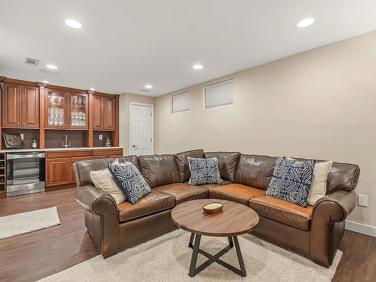 1907 Windjammer Way #1 — Photo 4