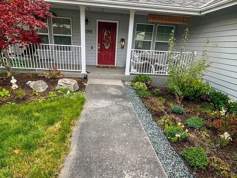 1199 NW Redwing Dr — Photo 4
