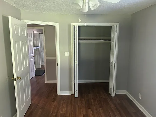 1215 Durham Rd — Photo 6