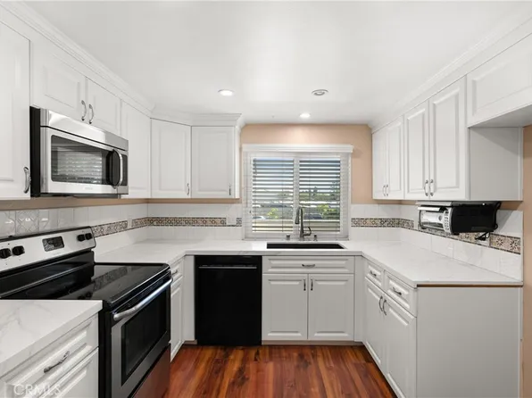 8777 Coral Springs Ct Unit 10G, Huntington Beach, CA 92646