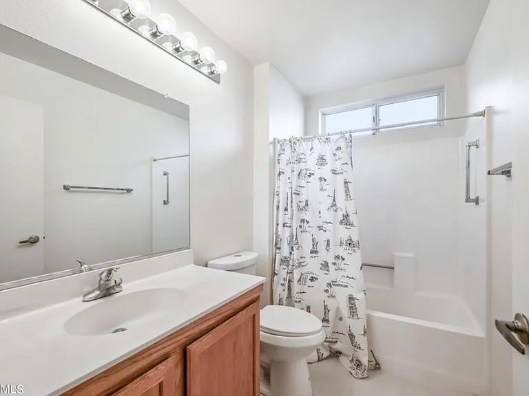 21614 N 139th Dr — Photo 23