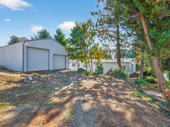 128 E Persimmon St, Genesee, ID 83832