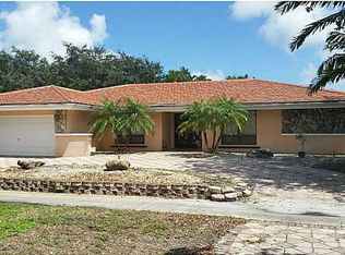 3541 N Park Rd, Hollywood, FL 33021