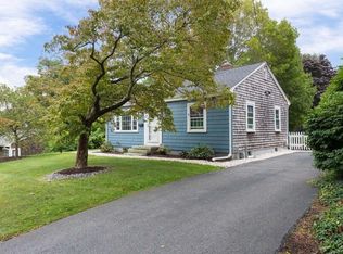 28 Hall St, Plymouth, MA 02360