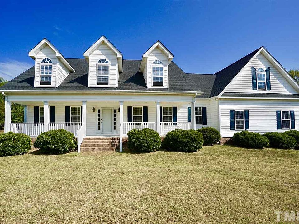 1st image of 324 Kelly Rd