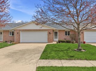 944 S Iowa St #2, Geneseo, IL 61254