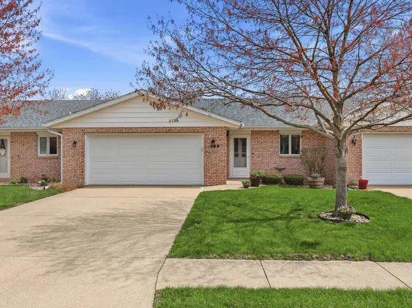 944 S Iowa St #2, Geneseo, IL 61254