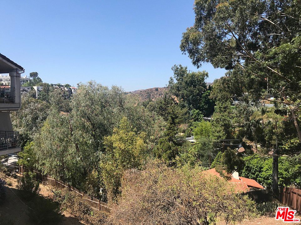1st image of 2553 Hargrave Dr