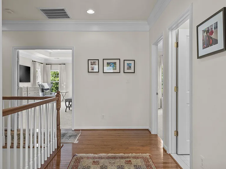 4039 Cray Dr — Photo 33