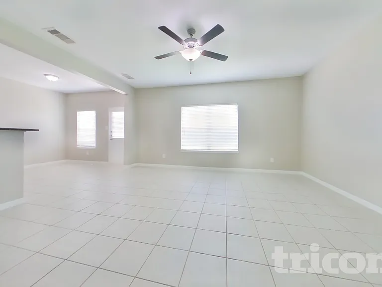 640 Totem Trail Dr — Photo 3