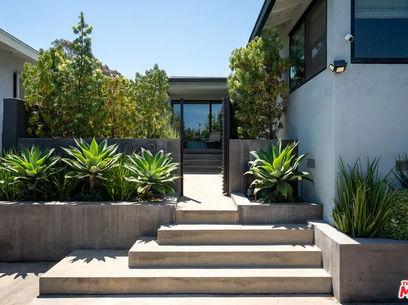 5808 Vicstone Ct, Culver City, CA 90232