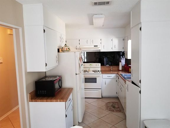 3rd image of 2813 Langley Ave APT 114